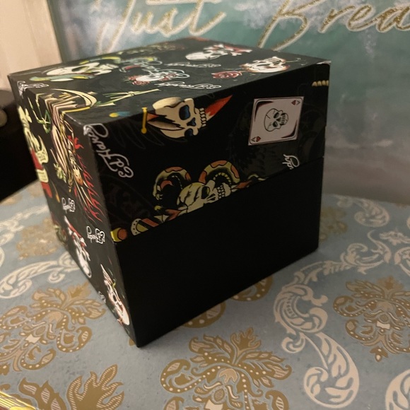 NIB ED HARDY WATCH - Picture 11 of 13